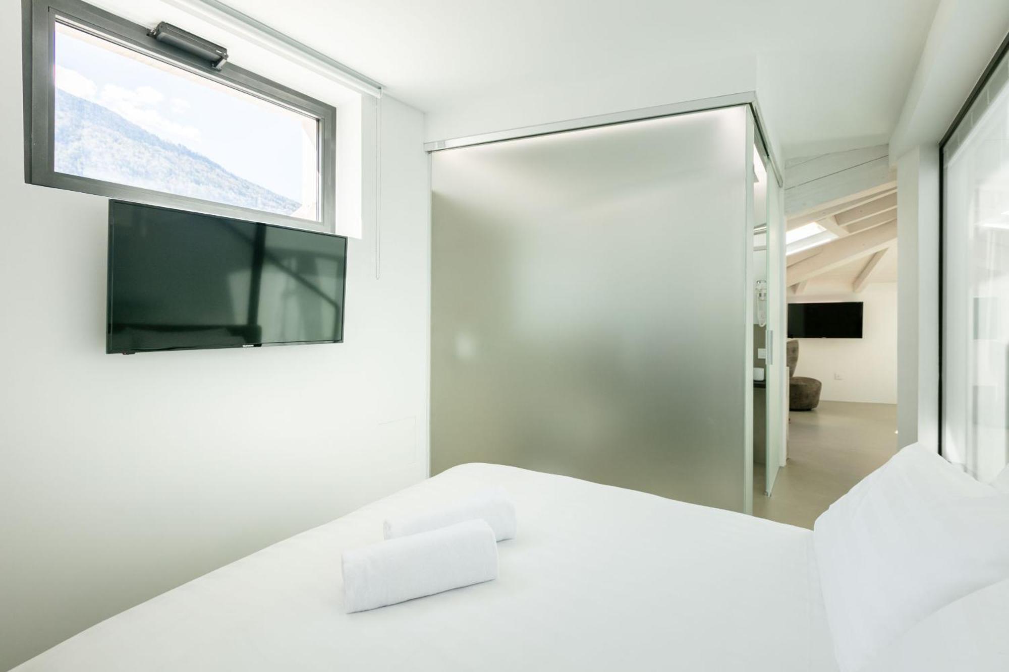 Domus Cavour Rooms&Suites Tirano Habitación foto