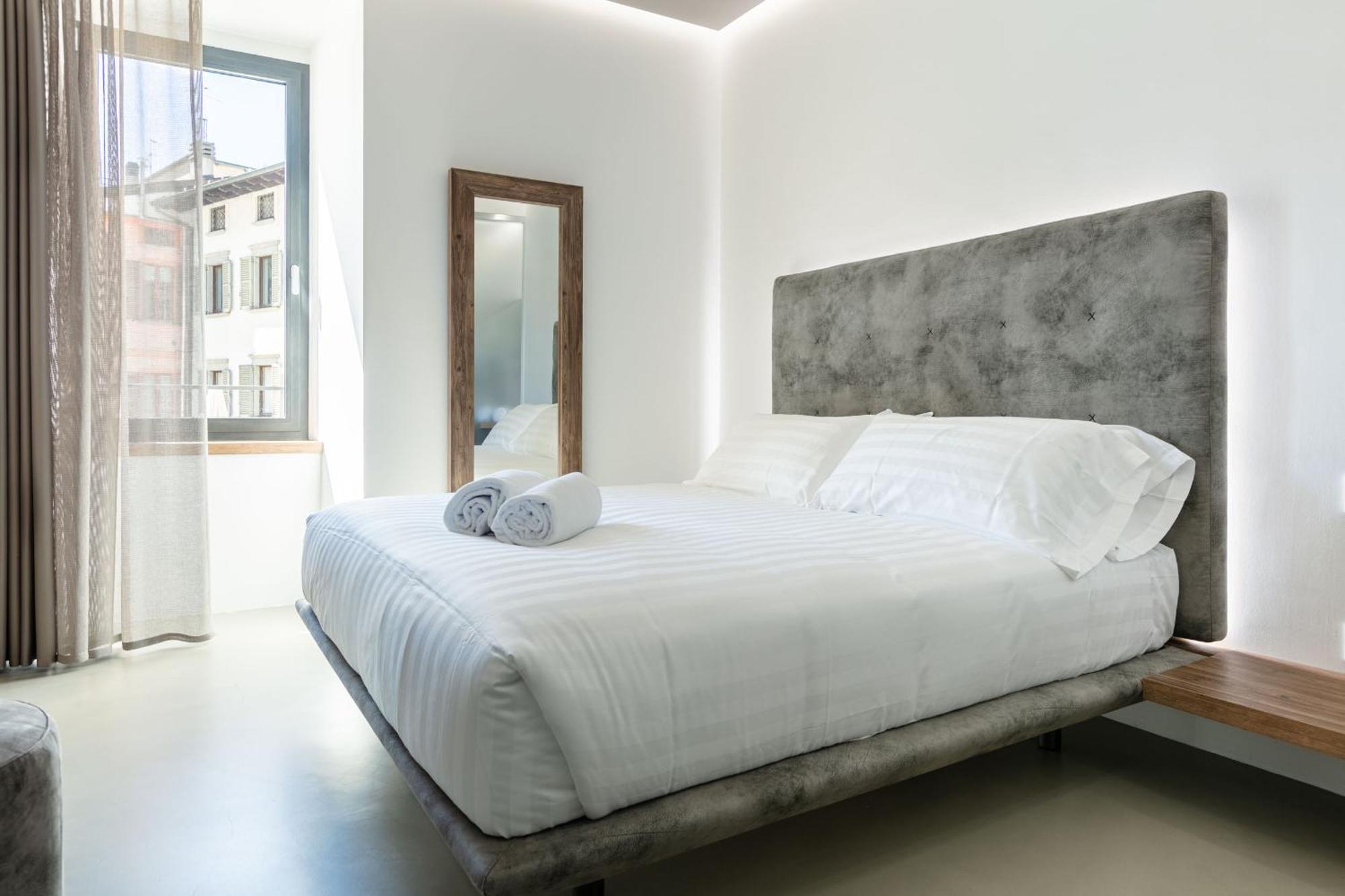 Domus Cavour Rooms&Suites Tirano Habitación foto